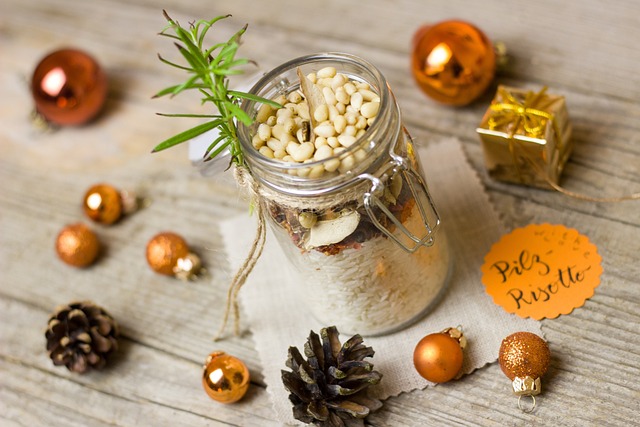 잣 Pine Nuts