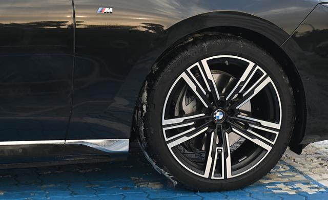 BMW