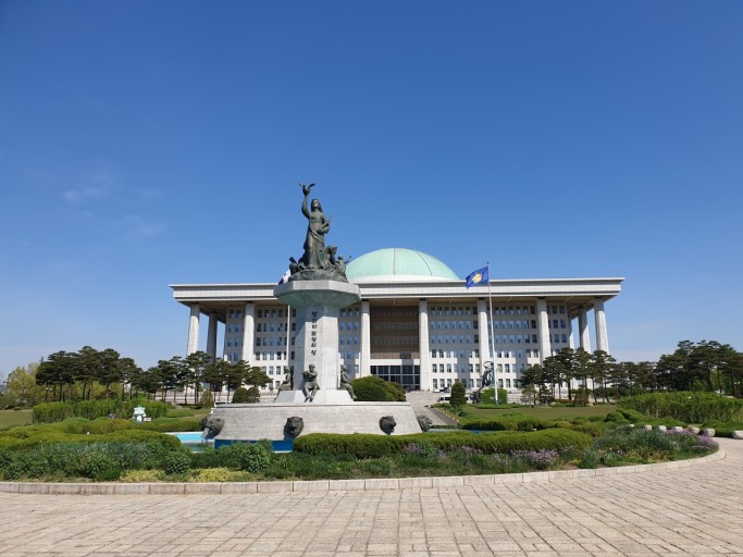 &amp;#39;12&middot;29여객기참사 피해지원 특별법&amp;#39; 국회 통과&hellip;생활&middot;의료 지원 등