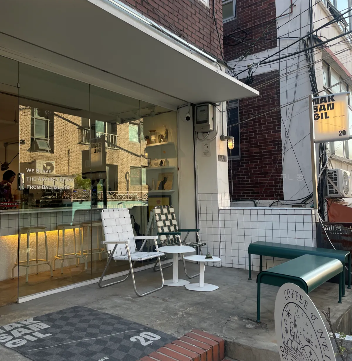 대학로-혜화-저녁에-가볼만한곳-추천-낙산공원-일몰-조용한-카페-독립서점