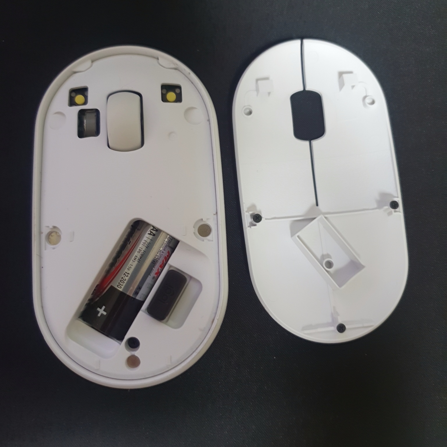 로지텍 페블(Pebble) 분해 모습