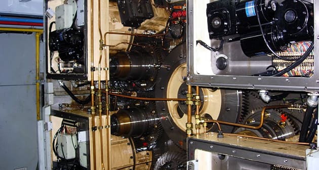 기계의 점검 시 문제 발생의 원인 중 전기적 요인과 기계적 요인의 차이점과 점검 방법 및 해결 방법