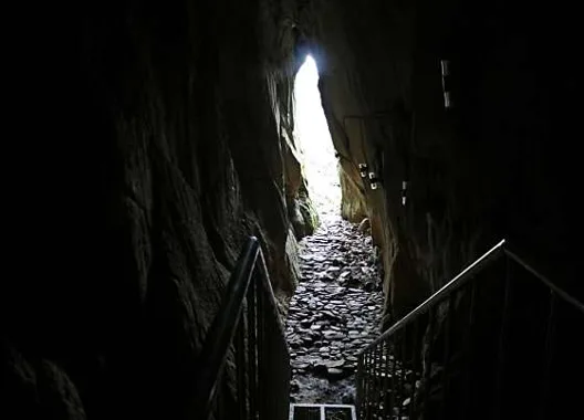 작은용굴