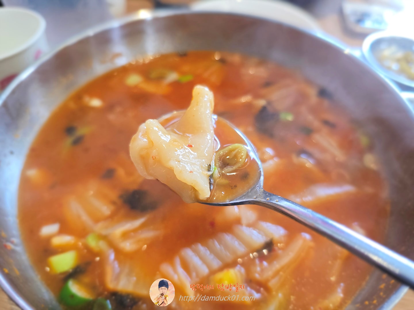 김치수제비