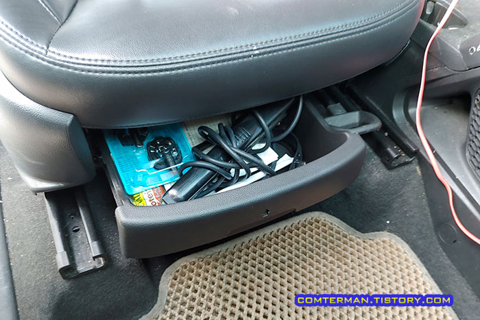 올란도 조수석 서랍