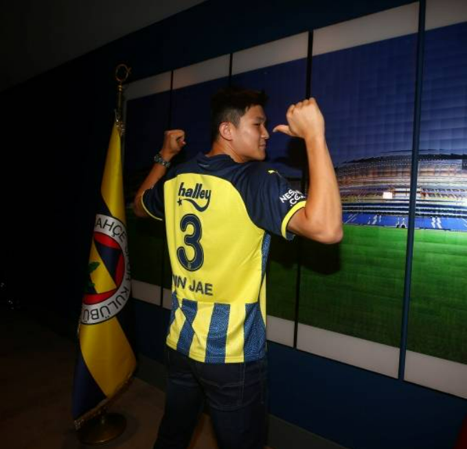 김민재 페네르바흐체 복귀 확정,김민재,무리뉴,이적설,유럽축구,바이에른뮌헨,PSG,프리미어리그