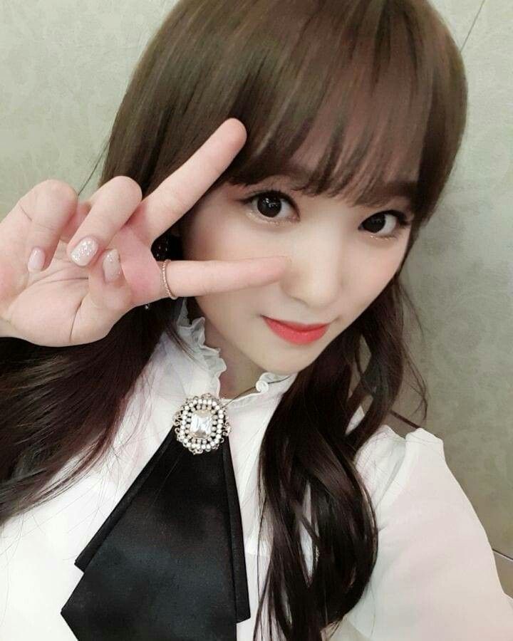 아이즈원 야부키나코 아이즈원 야부키나코