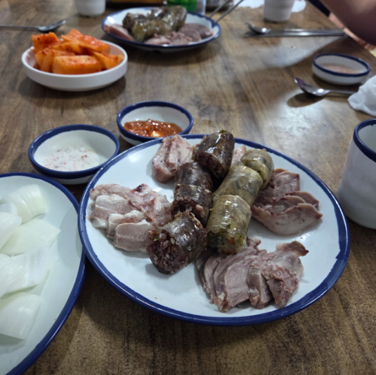 순대수육 맛보기