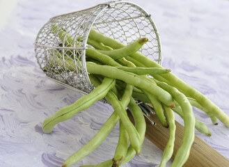 작두콩차 효능은 많이 있습니다. 특히 비염에 최고이고 작두콩차는 환절기에 꼭 필요한 식품이지요