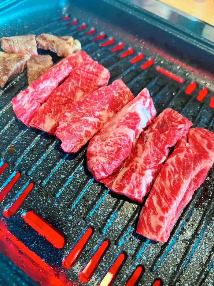 토요일은 밥이좋아 토밥좋아 평창 대관령 30년 경력 정육인 손질 마성 한우 숯불 구이 맛집