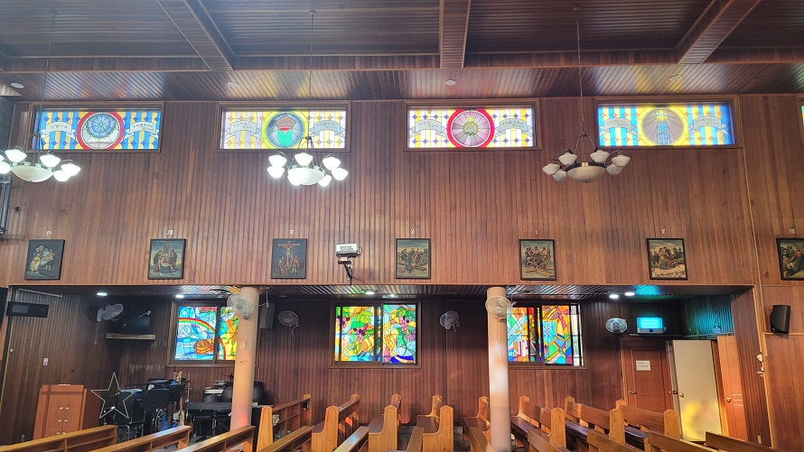 남양성당 스테인드글라스, 십자가의 길 사진입니다.