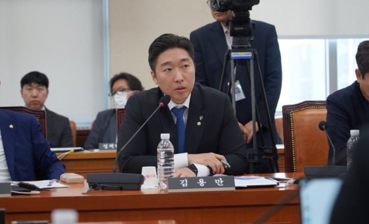 김용만 국회의원 프로필