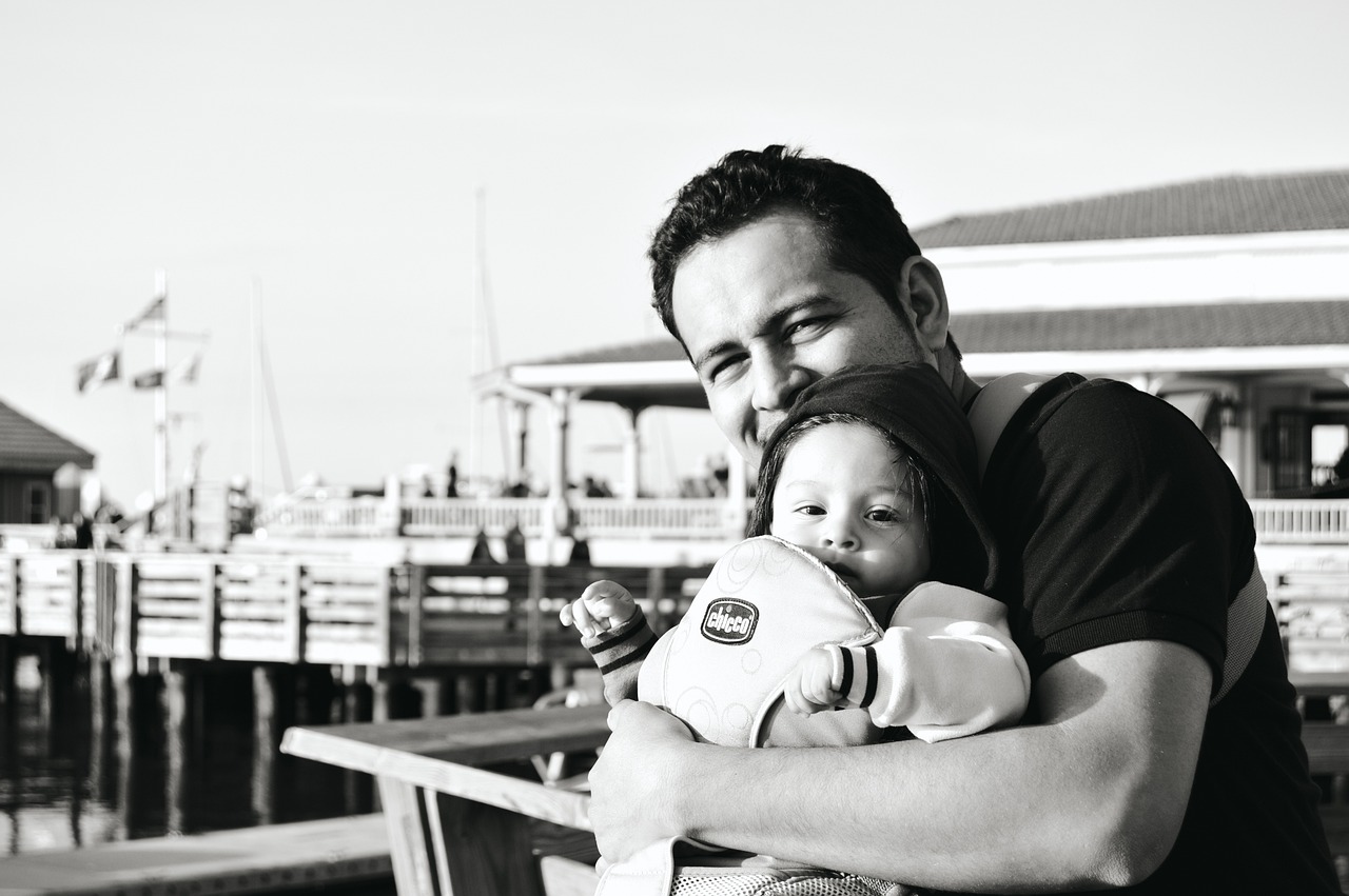 아빠의 첫 육아 참여, 배우자 출산휴가로 시작하세요