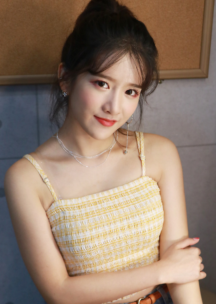 엑시 우주소녀 나이 프로필 키 인스타 본명 화보 복근 과거 레전드