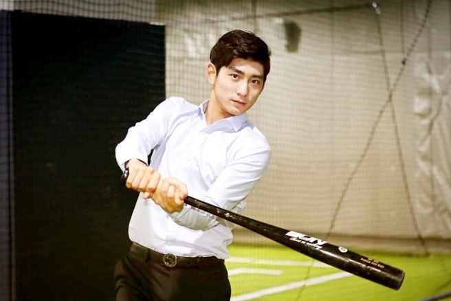 이정후 나이 프로필 학력 고향 가족 기록 연봉 300억의 가치: 타율 0.404 미친 반등 비결 총정리