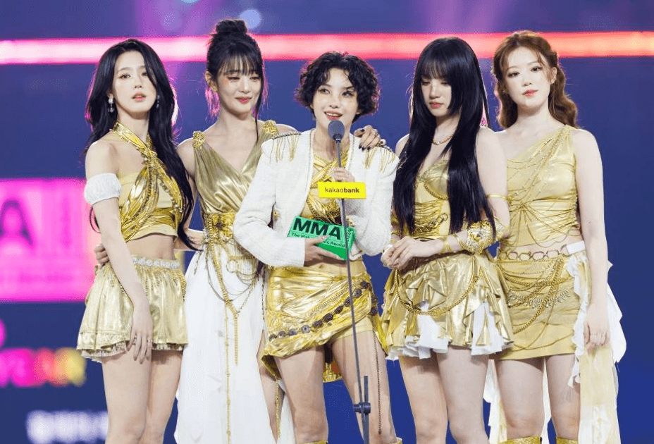 여자아이들 재계약