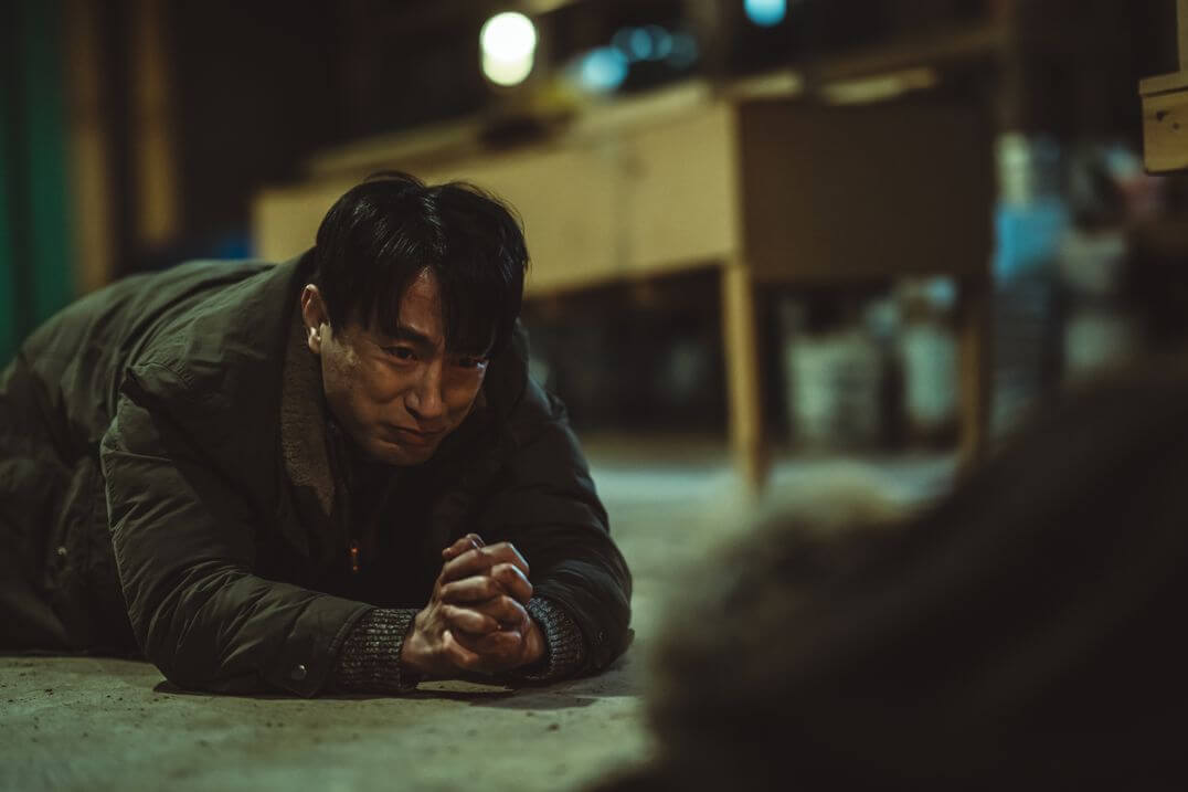 영화 구원자 출연진 줄거리 등장인물 결말 해석
