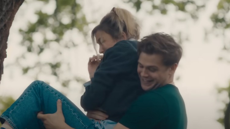 브리짓 존스 매드 어바웃 더 보이 결말 후기 리뷰(호평과 혹평) 영국 코미디, 멜로 로맨스 영화다시보기추천