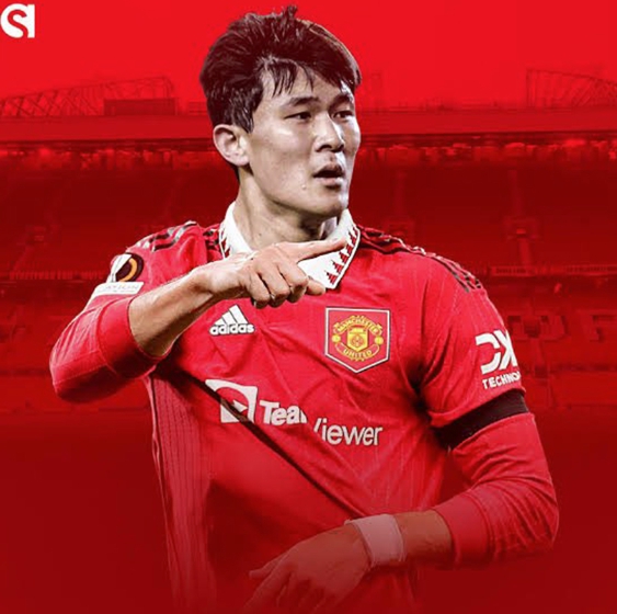 김민재 나폴리 세리에A 우승 맨유 이적 영입 연봉 해외 반응 방한