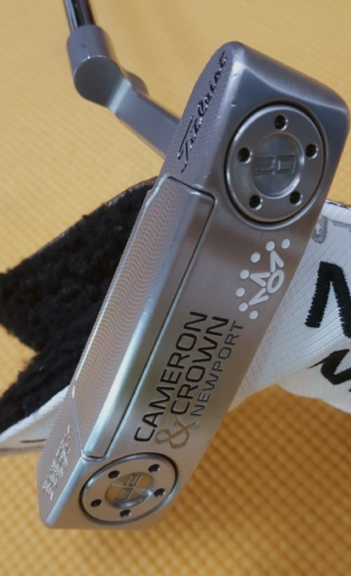 스카티 카메론 한정판 퍼터 사진들