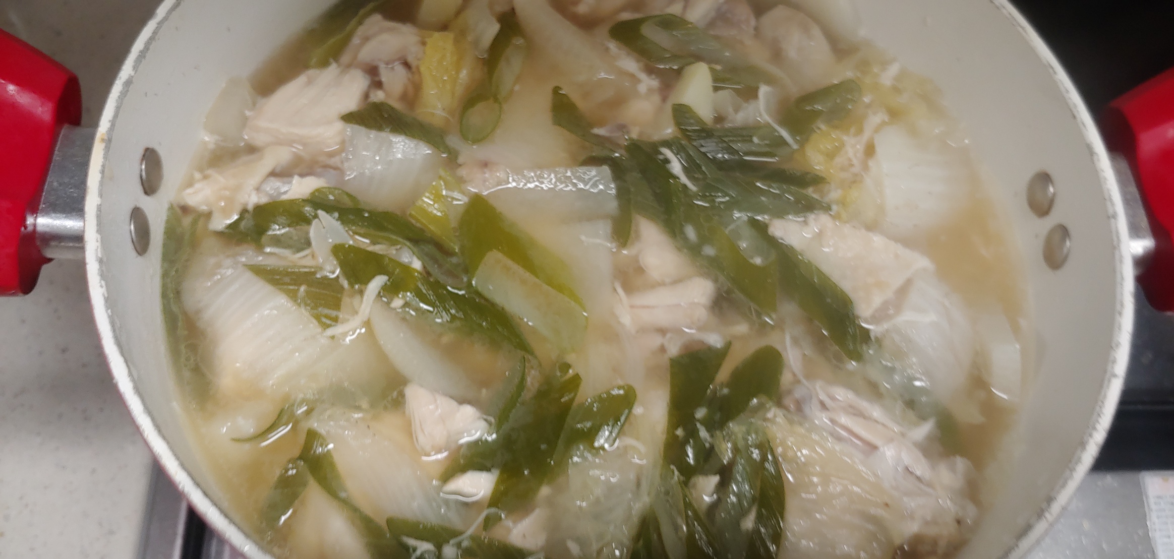 완성된 닭한마리