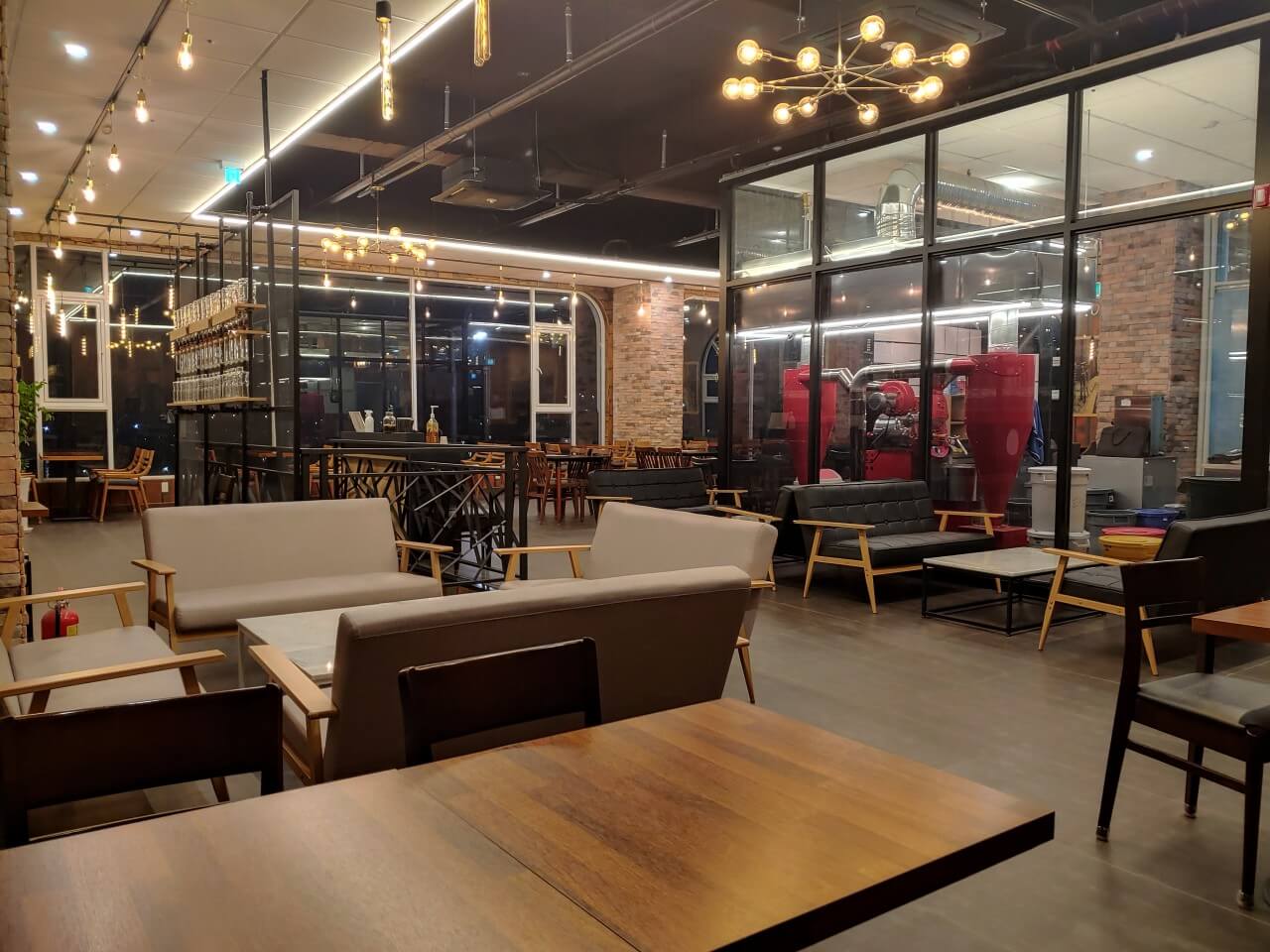 오늘N 2509회 세상 속으로 국산 우유 라테 맛집 조윤희 커피하우스 