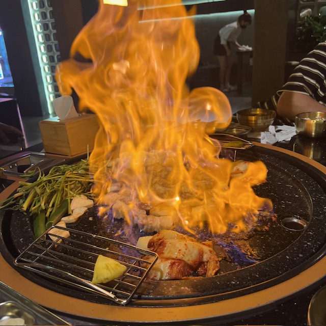 나트랑 맛집 베테랑 삼겹살 불쇼