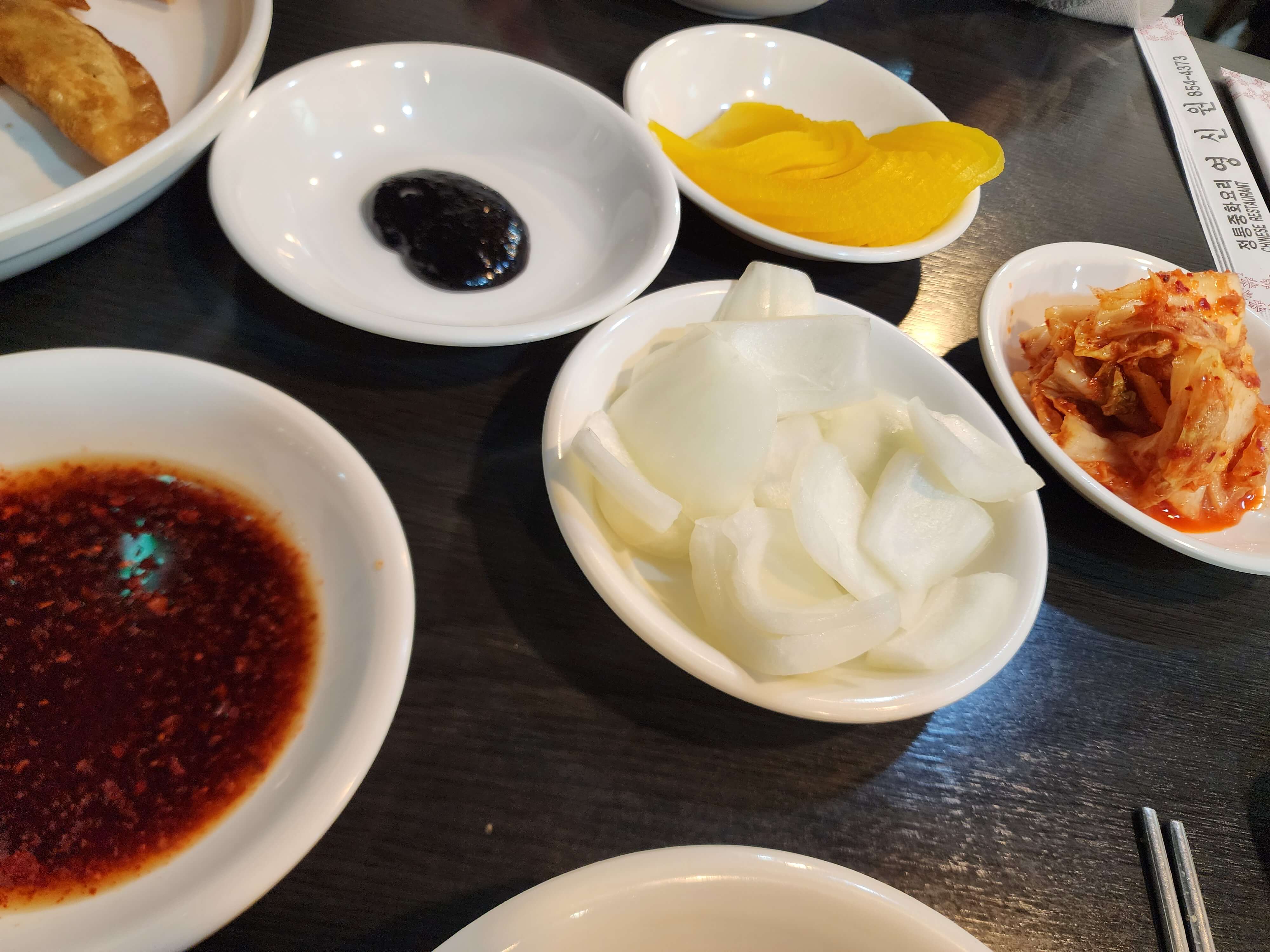 영신원 기본반찬