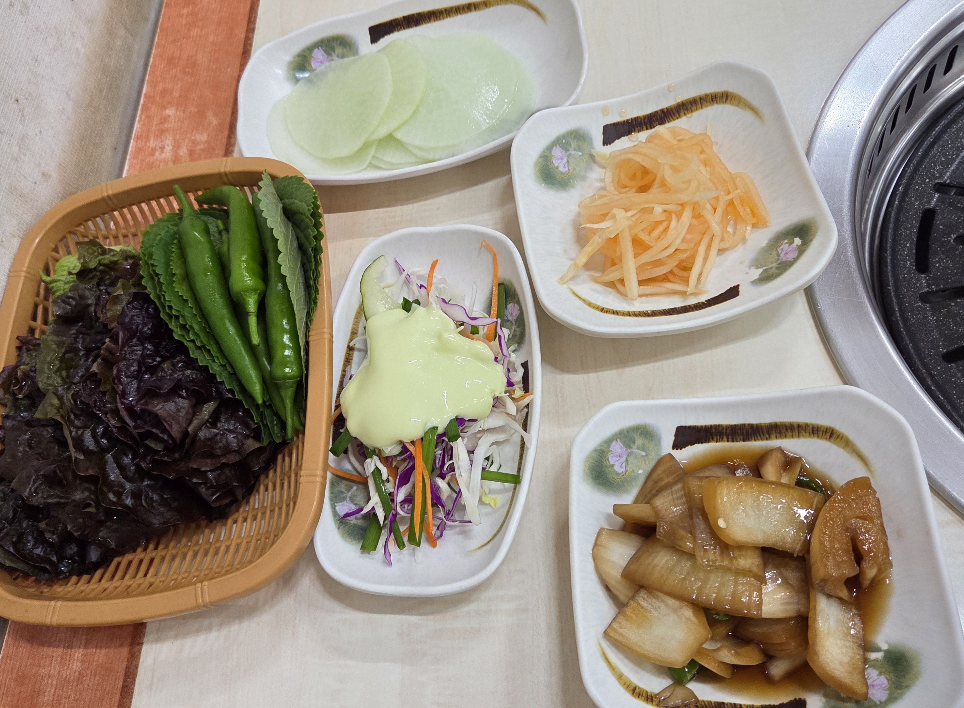 경주 북천숯불갈비 기본 밑반찬