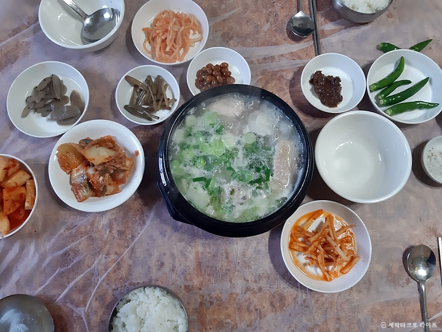 경남고성닭국