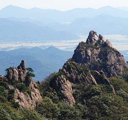 월출산(사진출처:강진문화관광)