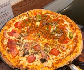 생방송투데이 이유있는 성지순례 인왕산 하루 코스 피자맛집 준수방키친 위라이드서울전차