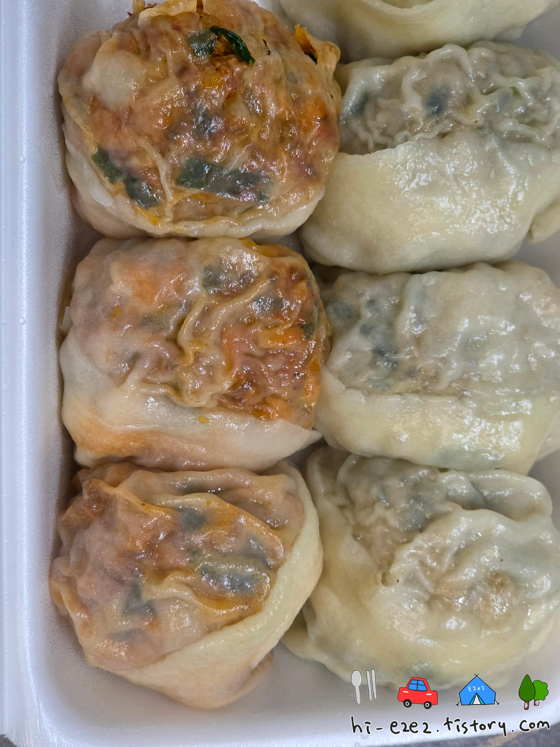 부산 서면 여행 간식 만만정 반반만두 전체 구성