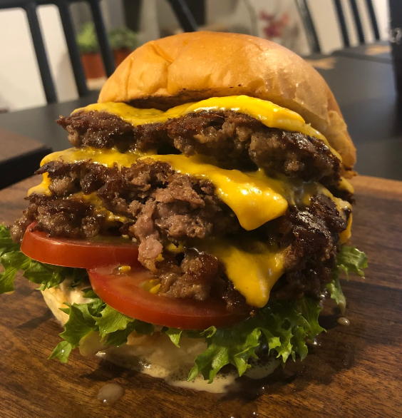 클래식 햄버거 메뉴