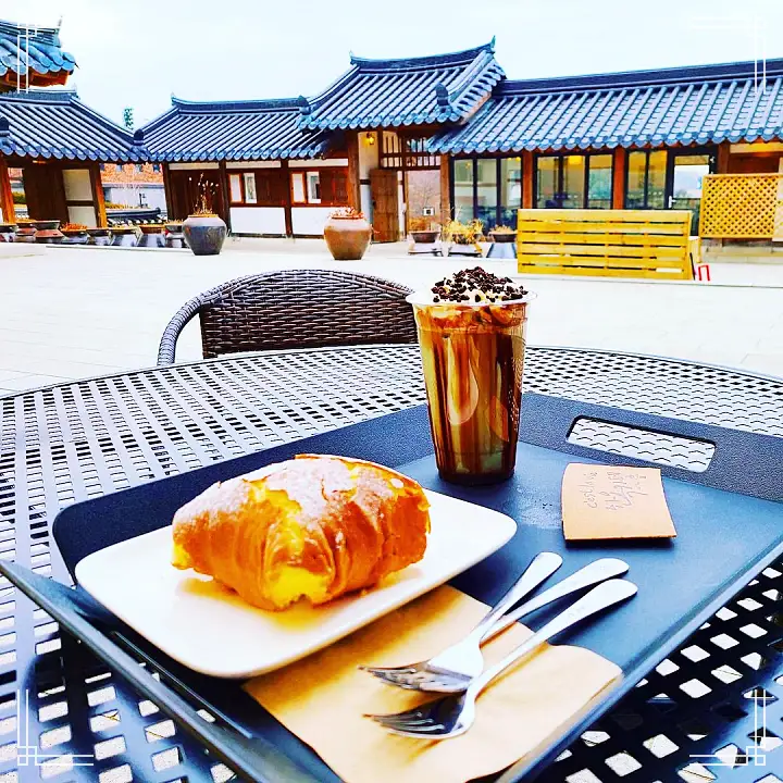 생방송오늘저녁 율무 식혜 조리퐁 율무퐁 라떼 팥죽 찰떡 1,800개 장독이 있는 한옥 카페 경기 연천 맛집 추천