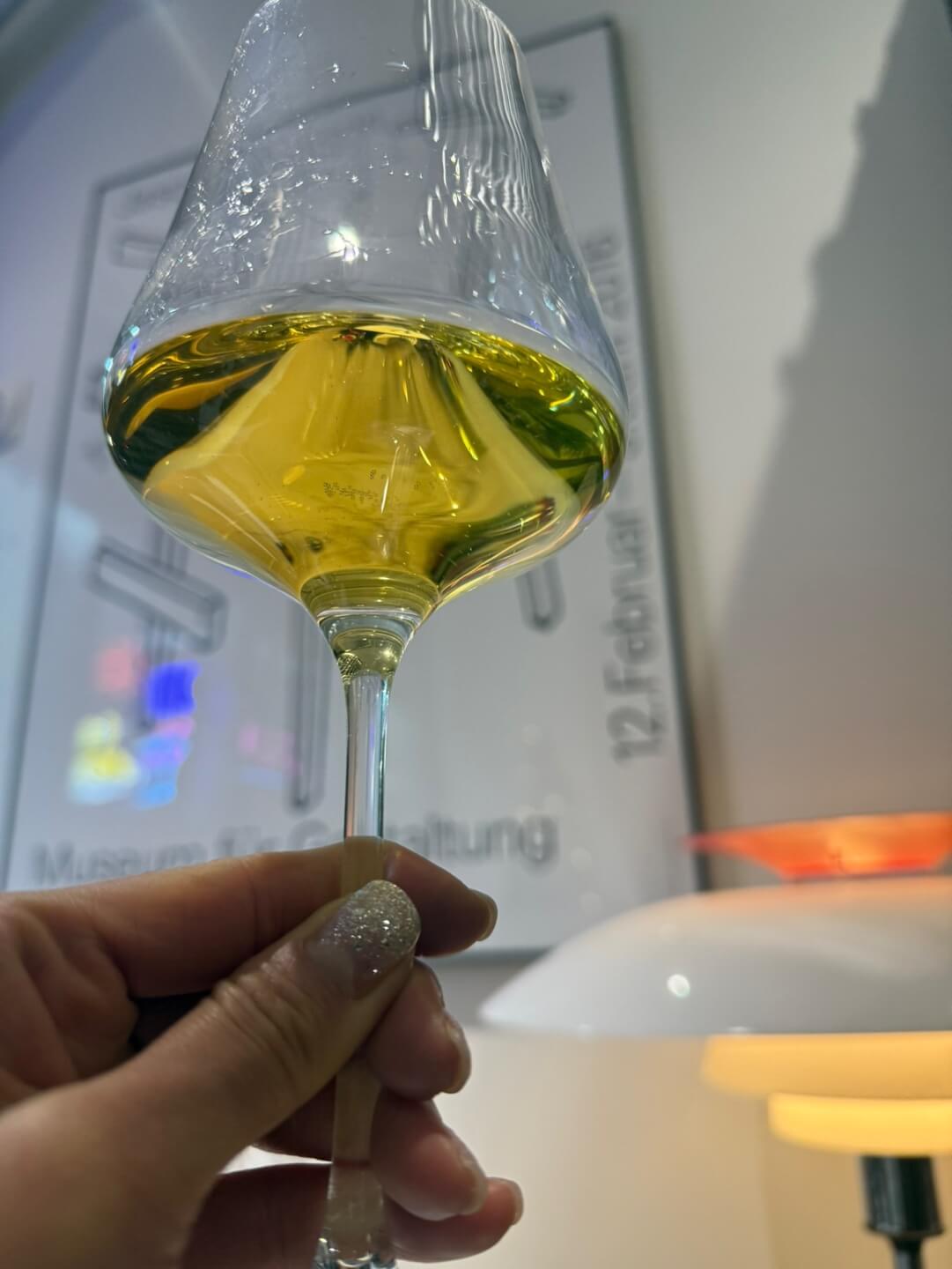 몬테 로사 카보숑 프란치아코르타 브뤼 2011｜Monte Rossa Cabochon Franciacorta Brut 2011, Lombardy, Italy