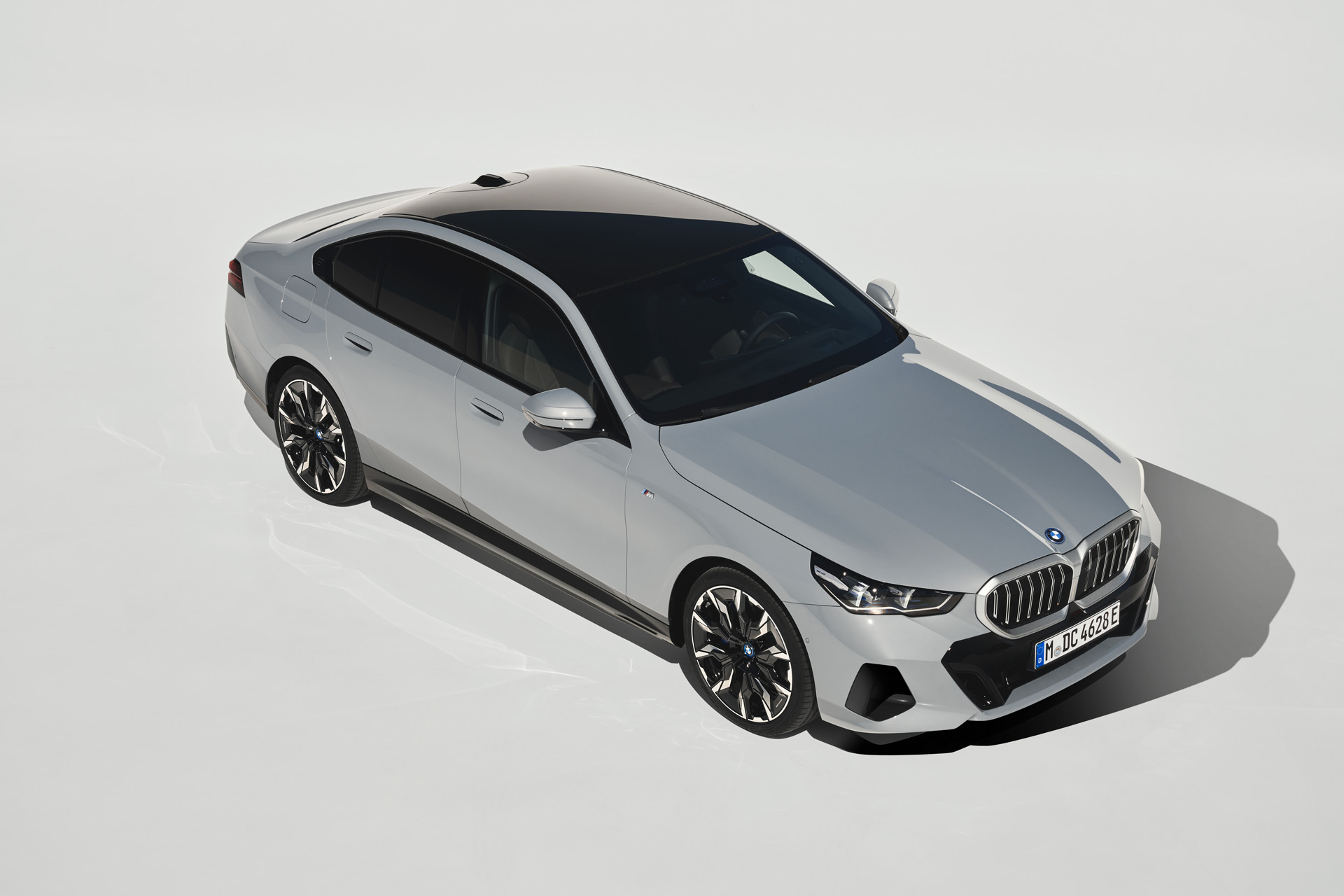 BMW 전기세단 &#39;i5&#39;