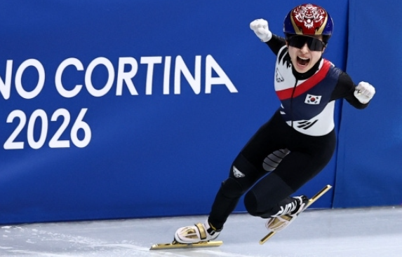 김길리 1500mm 금메달 추월 논란 양보설 진실