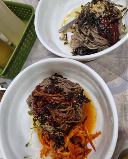 메밀막국수