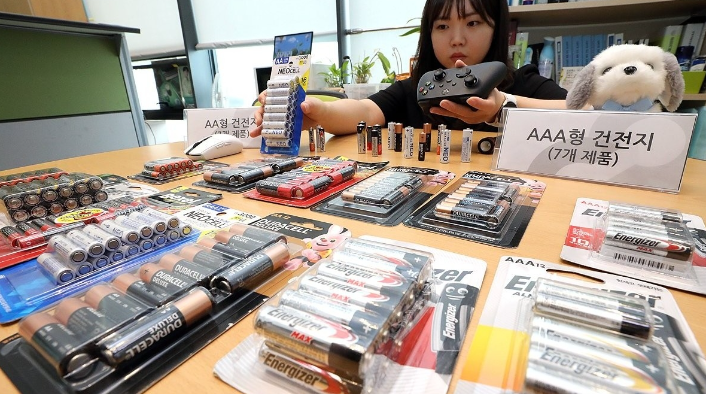 판매 중인 건전지 제품(AAA형)