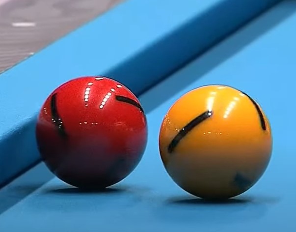 women-billiard