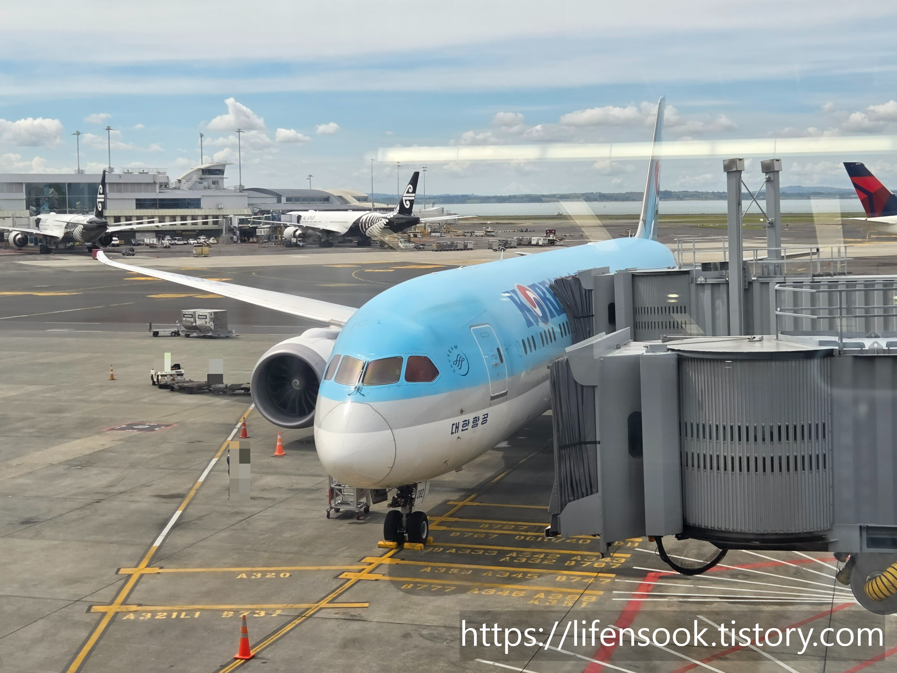 대한항공 인천행 비행기