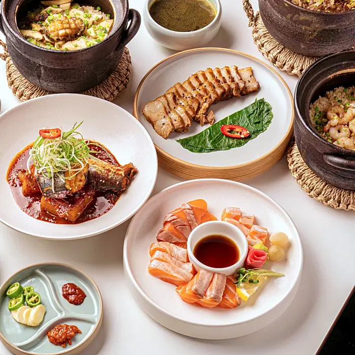 줄서는식당 성수동 서울숲 뚝섬역 맛집 프리미엄 스테이크 솥밥 전복 버섯솥밥 맛있는 곳 소개
