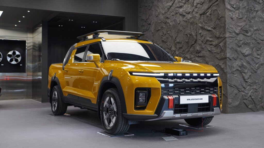 KGM 익스피리언스센터 강남점 무쏘EV