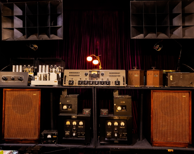  리홀뮤직갤러리_진공관