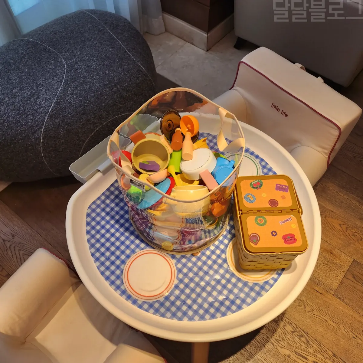 패밀리라운지-아이-장난감