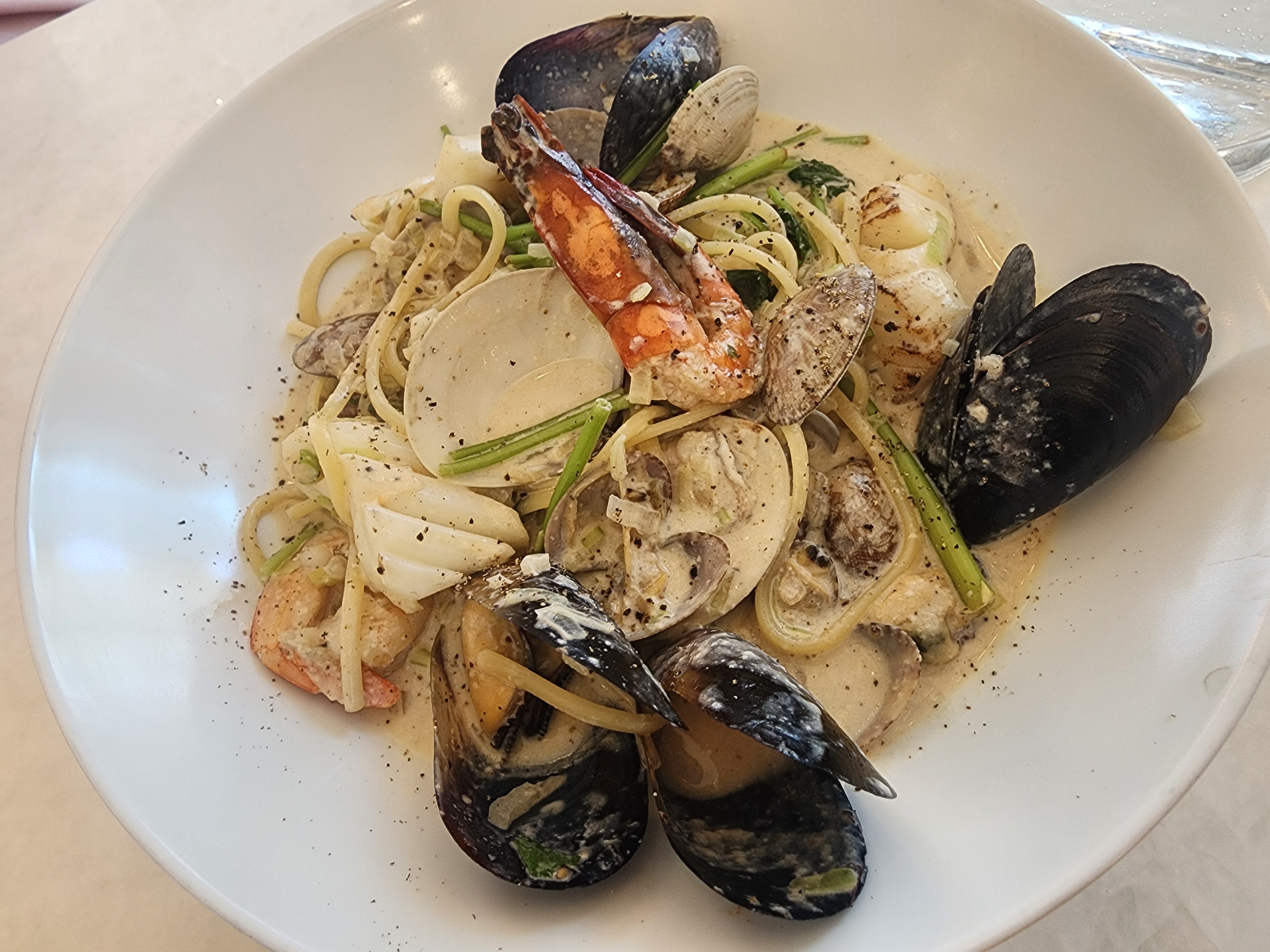 마리스테이블 in 남부터미널