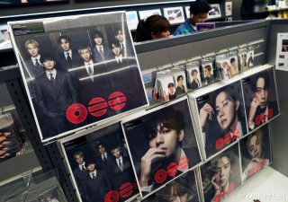 BTS 스윔 가사 뜻 여배우 수어 빌보드 핫100