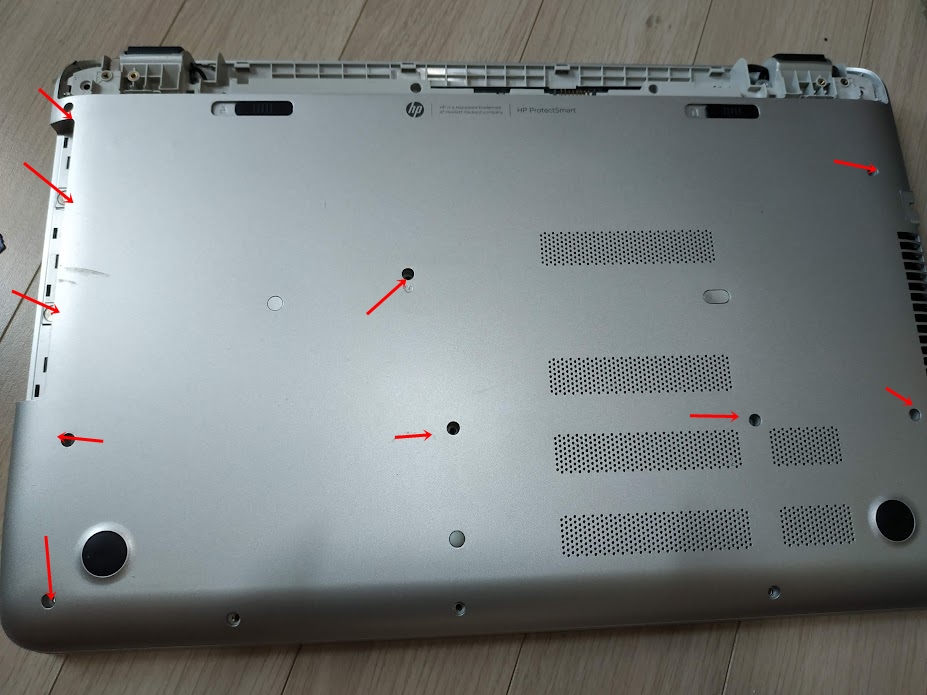 HP 파빌리온 17 노트북 분해 9