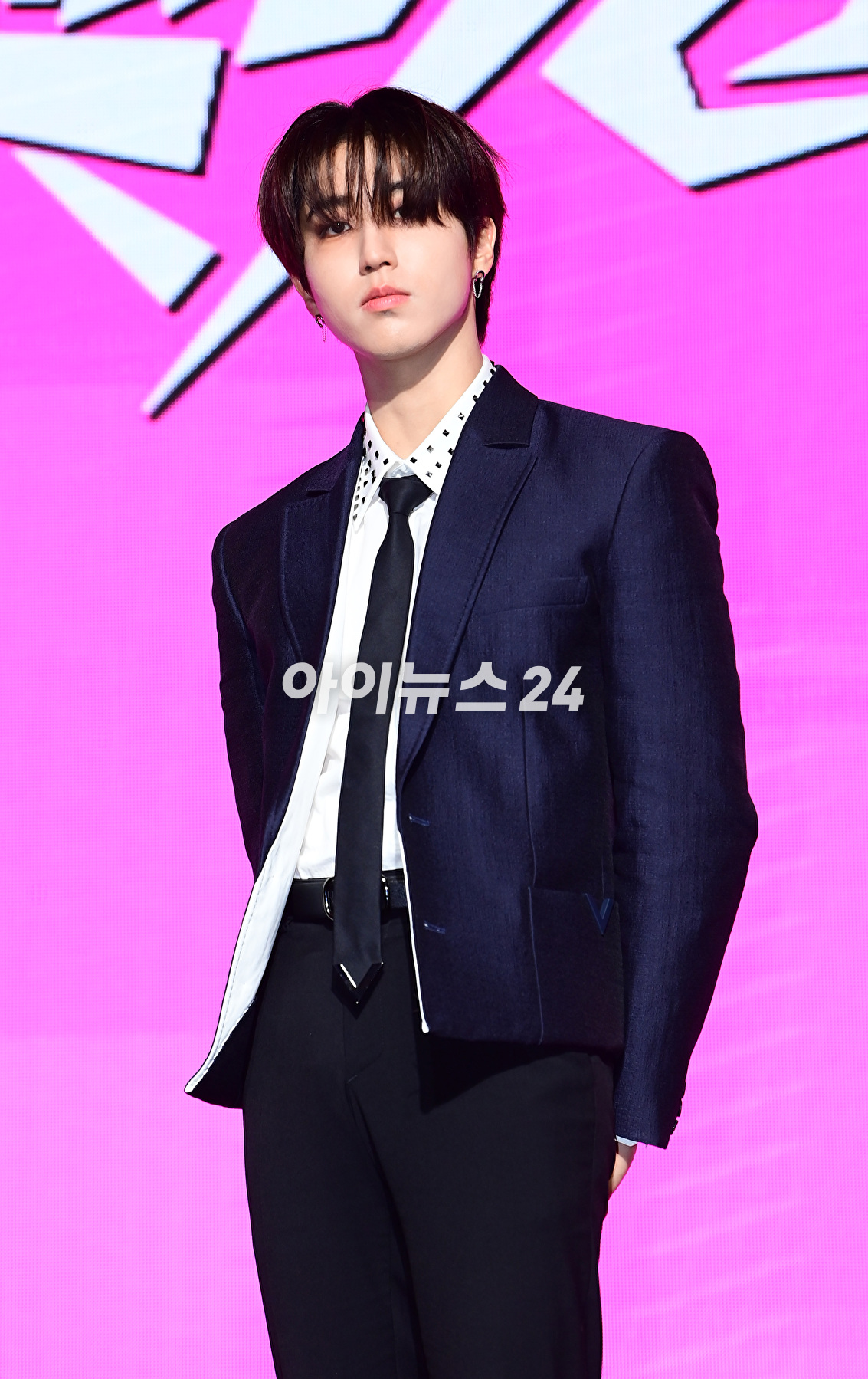 그룹 스트레이키즈 한이 10일 오전 서울 영등포구 콘래드 서울에서 열린 스트레이키즈(Stray Kids) 새 미니앨범 '樂-STAR'(락스타) 발매 기념 기자간담회에서 포즈를 취하고 있다. [사진=정소희 기자]